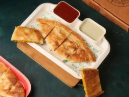 Chicken Pizza Paratha